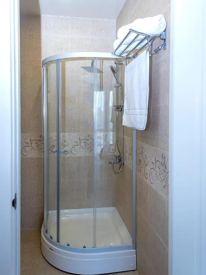 Hotel Tbilisi Mare 0*,  Georgien